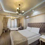 World Heritage 3*
