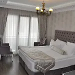 World Heritage 3*
