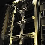 World Heritage 3*