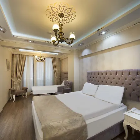 World Heritage 3*
