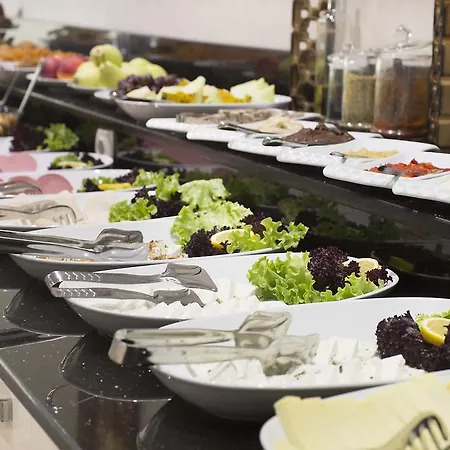 Hotel World Heritage 3*