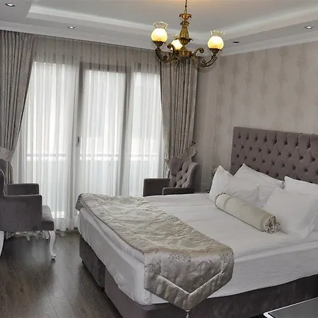 World Heritage 3*